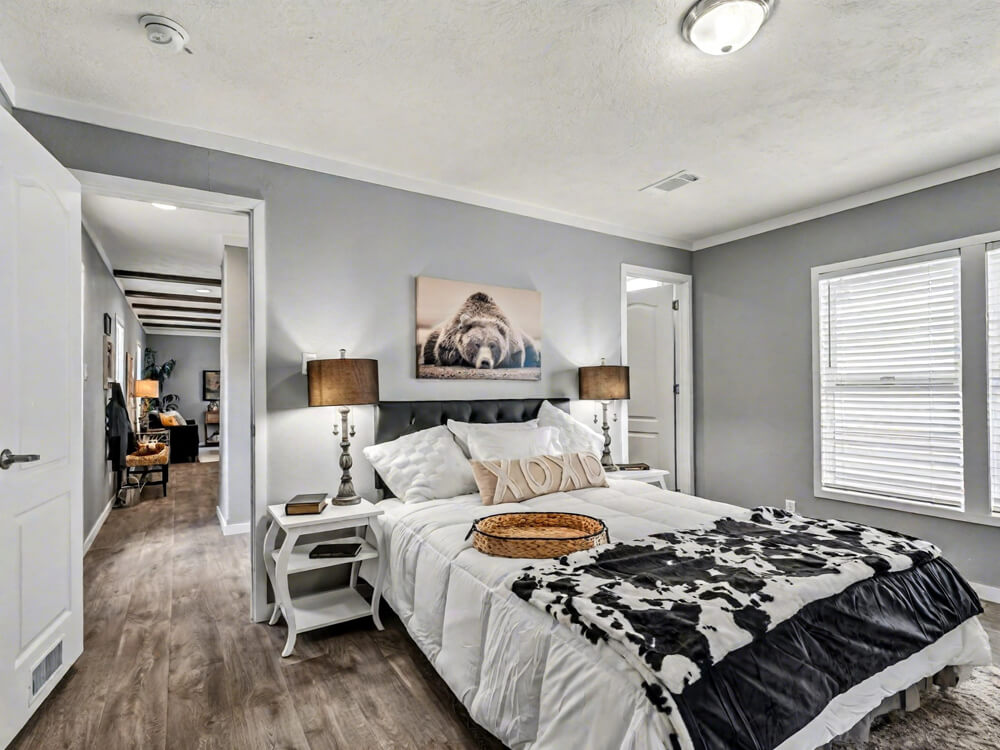 The Declaration by New Vision Manufacturing Master suite of The Declaration - 16x76 3 Bedroom Home for Sale