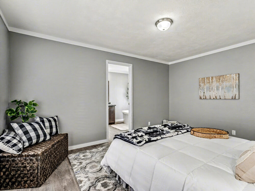 The Declaration by New Vision Manufacturing Master bed #1 of The Declaration - 16x76 3 Bedroom Home for Sale