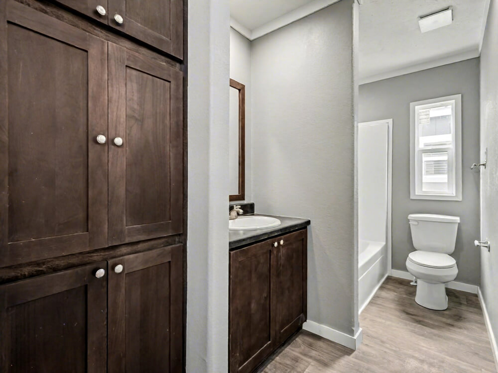 The Declaration by New Vision Manufacturing Second Bath of The Declaration - 16x76 3 Bedroom Home for Sale